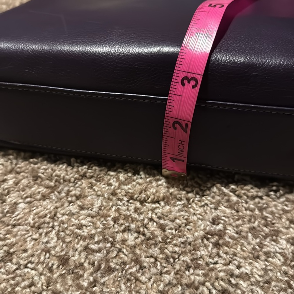 Gorgeous Levenger grape purple leather laptop bag / business tote - EUC! - Picture 10 of 13